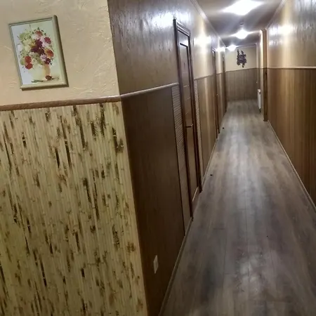 Smaragd Hotel *